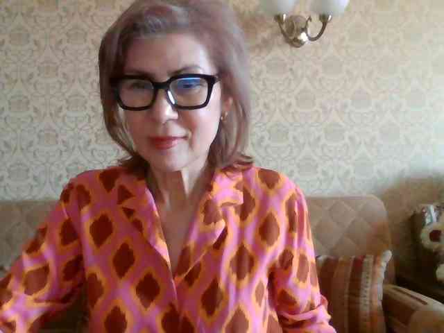 Elegant00Lady Elegant00Lady