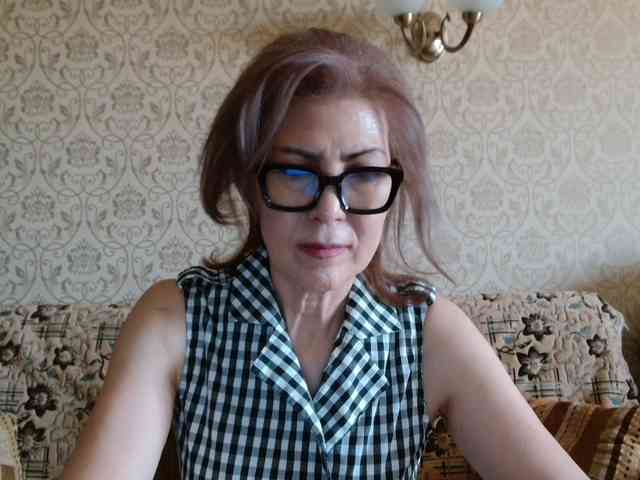 ElegantLady00 webcam