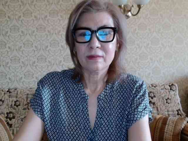 ElegantLady00 webcam