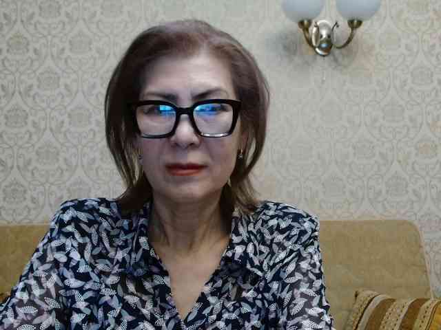 ElegantLady00 webcam