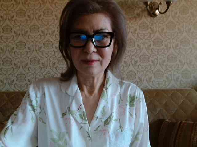 ElegantLady00 webcam