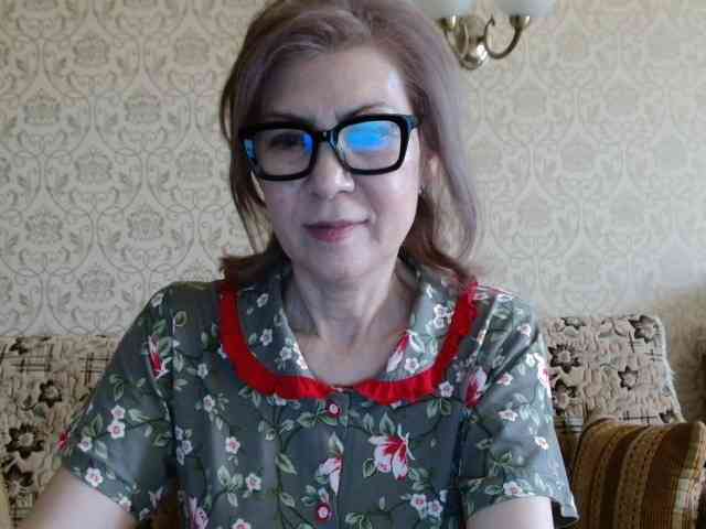 ElegantLady00 webcam