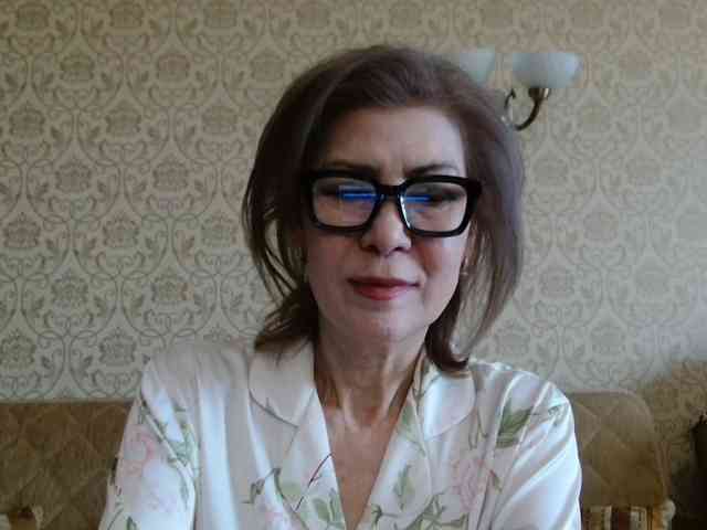 ElegantLady00 webcam