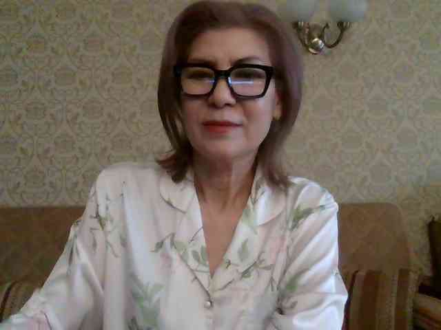 ElegantLady00 webcam