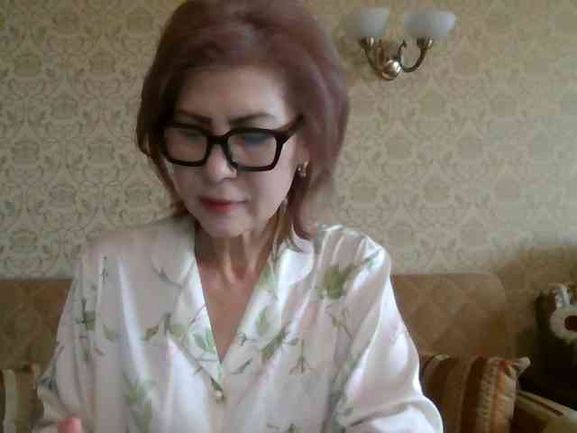 ElegantLady00 webcam