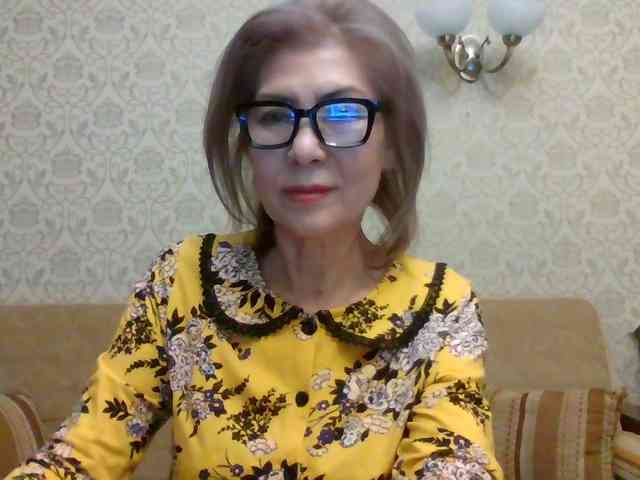 ElegantLady00 webcam