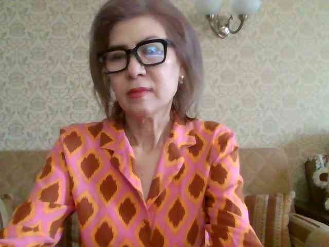 ElegantLady00 webcam