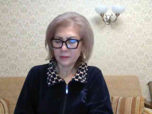 Elegant00Lady Elegant00Lady