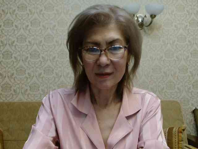 ElegantLady00 webcam