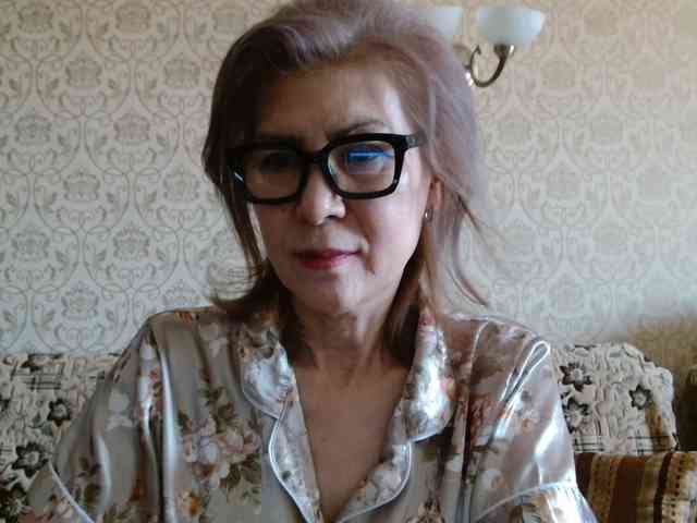 ElegantLady00 webcam
