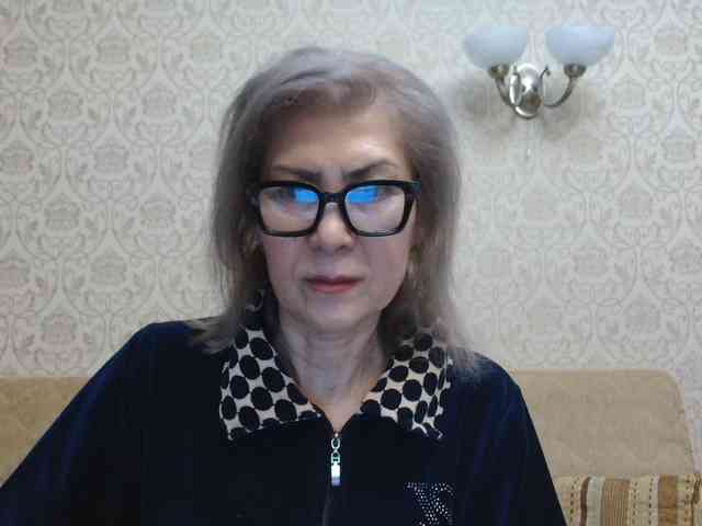 Elegant00Lady Elegant00Lady