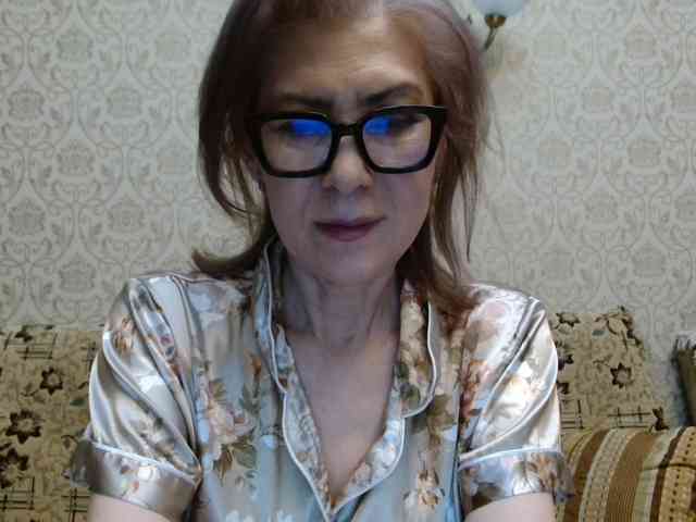 ElegantLady00 webcam