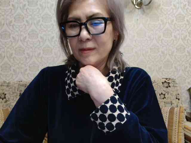 ElegantLady00 webcam