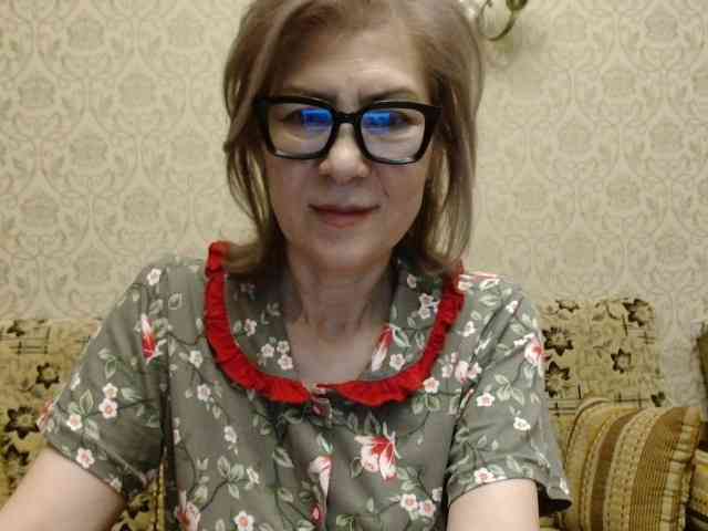 ElegantLady00 webcam
