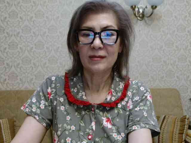 Elegant00Lady Live Webcam on BongaCams