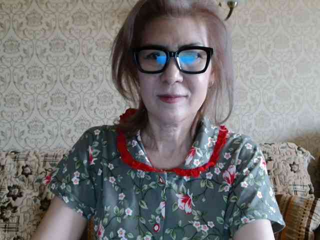 ElegantLady00 webcam