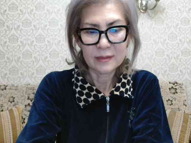 ElegantLady00 webcam