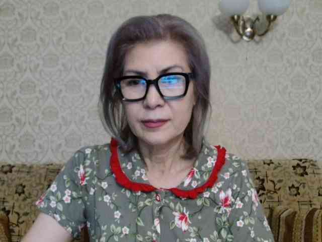 ElegantLady00 webcam