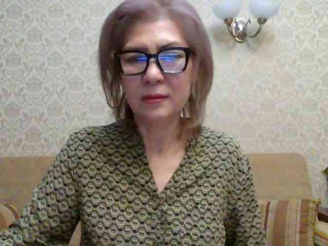 ElegantLady00 webcam