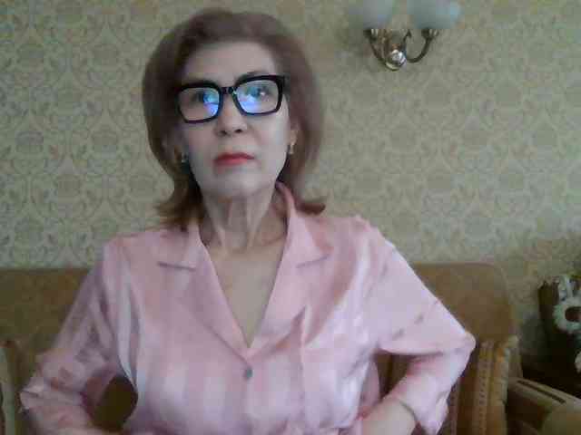 Elegant00Lady Elegant00Lady