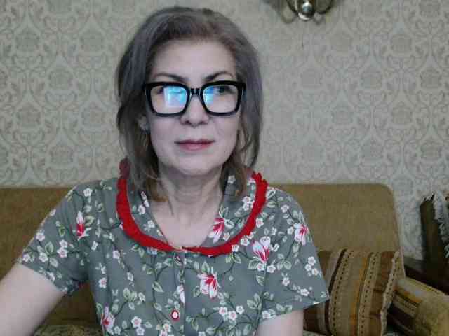 ElegantLady00 webcam