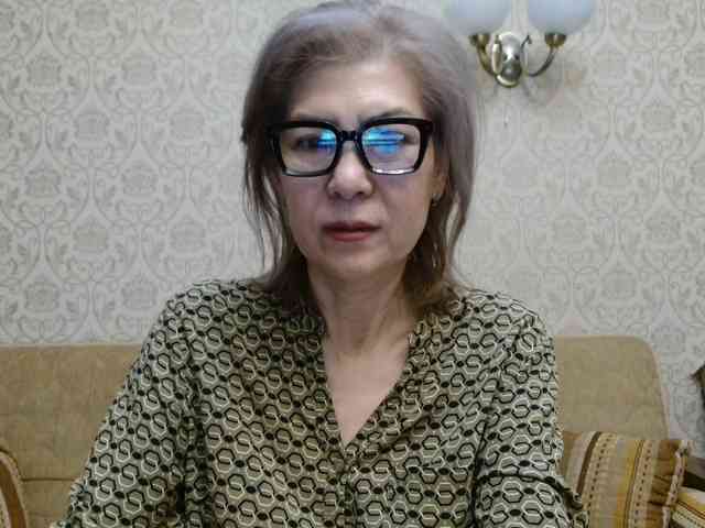 ElegantLady00 webcam