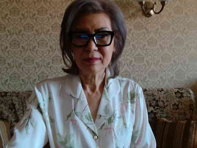 ElegantLady00 webcam