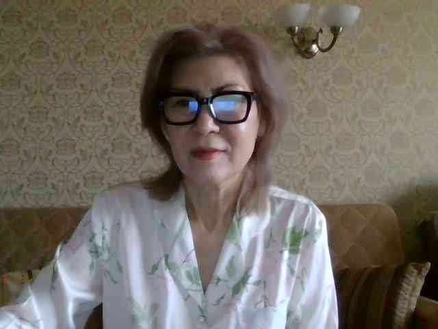 Elegant00Lady Elegant00Lady