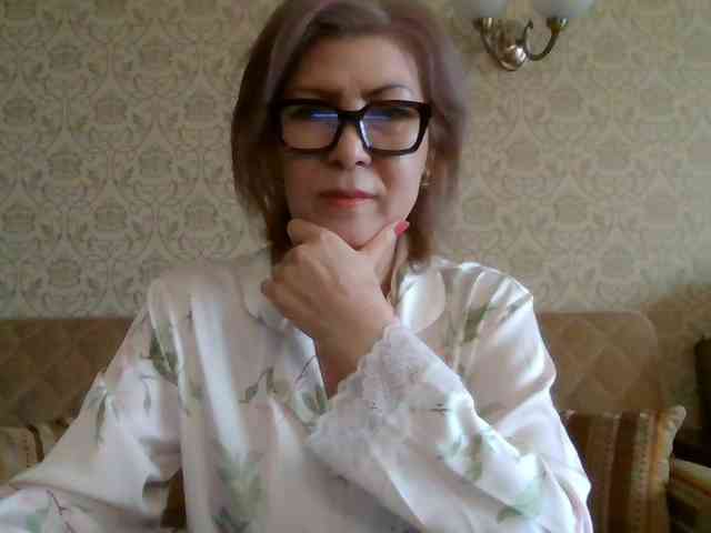 ElegantLady00 webcam