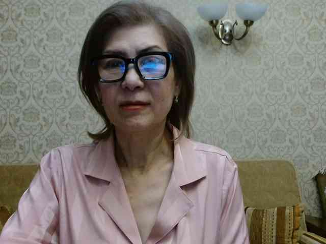 ElegantLady00 webcam