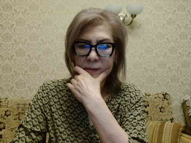 ElegantLady00 webcam