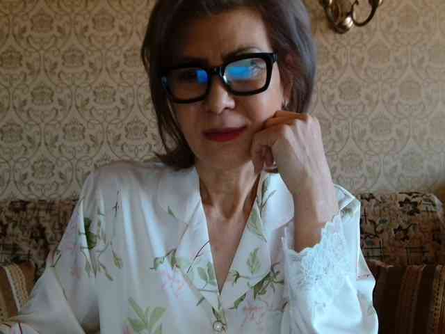 ElegantLady00 webcam
