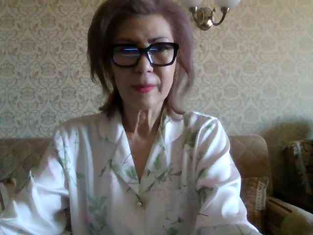 ElegantLady00 webcam