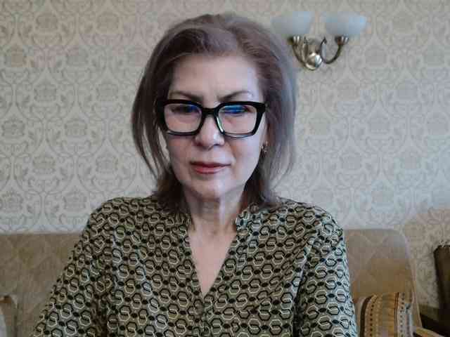 ElegantLady00 webcam