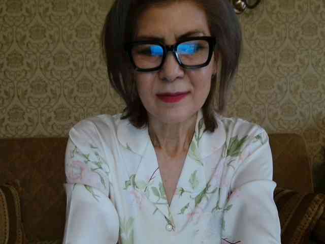 ElegantLady00 webcam