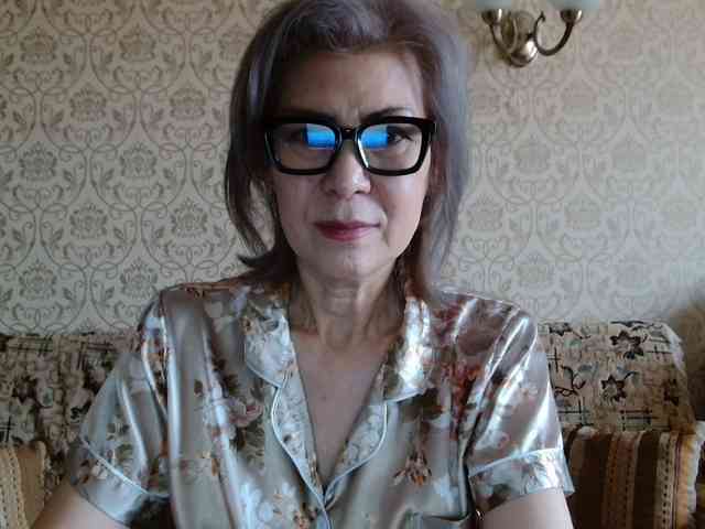 ElegantLady00 webcam