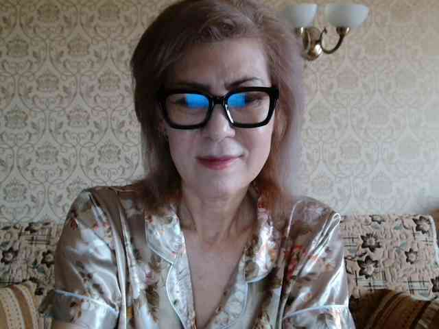ElegantLady00 webcam