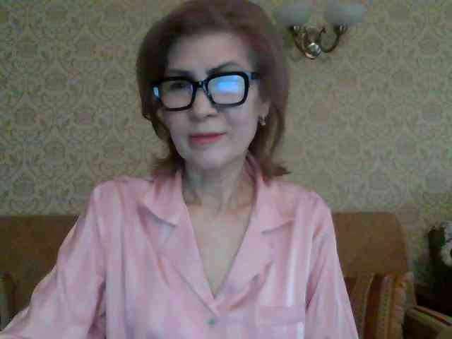 ElegantLady00 webcam