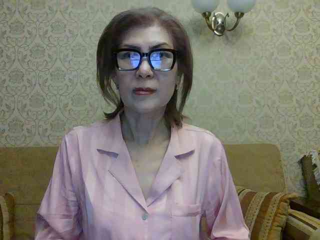 ElegantLady00 webcam