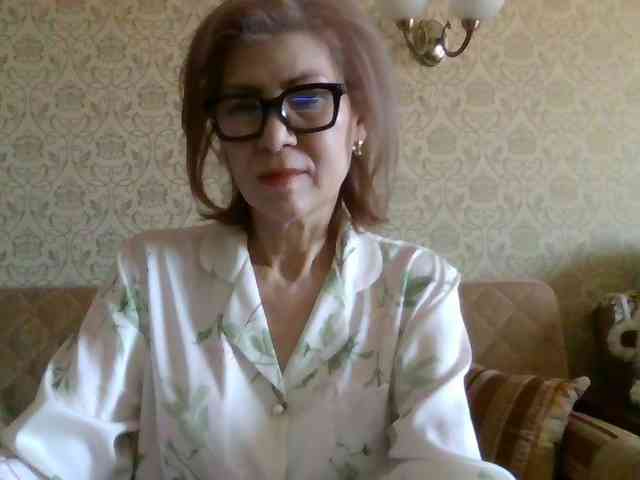 ElegantLady00 webcam