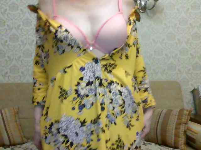 ElegantLady00 webcam