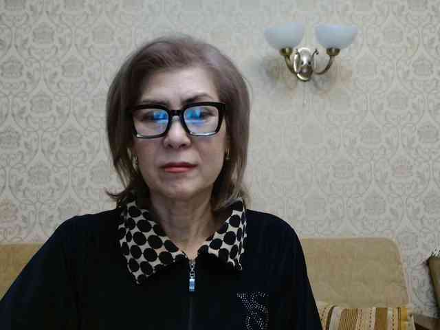 ElegantLady00 webcam