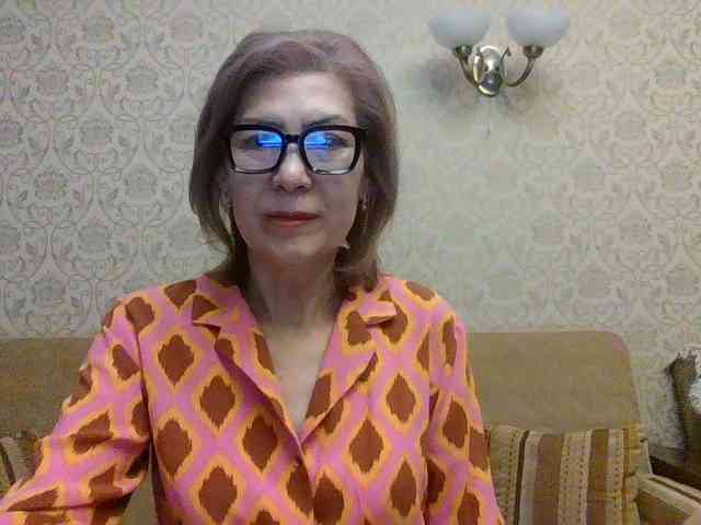 ElegantLady00 webcam