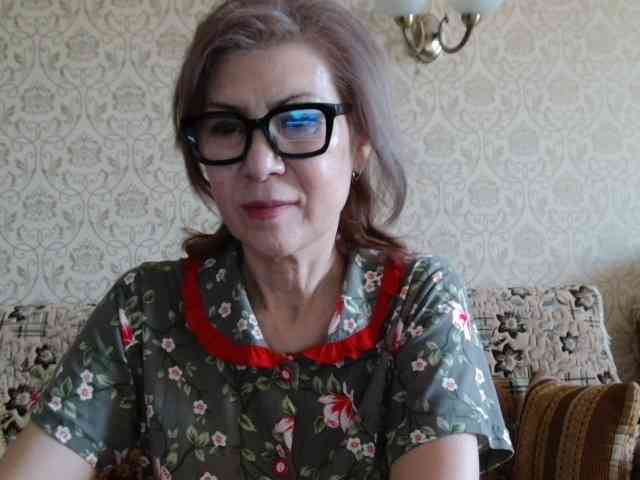 ElegantLady00 webcam