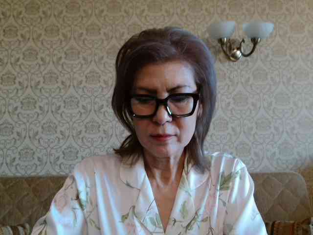 ElegantLady00 webcam