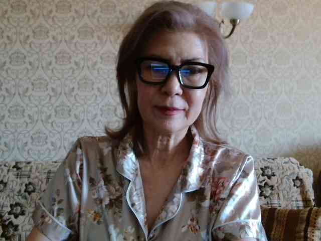 ElegantLady00 webcam