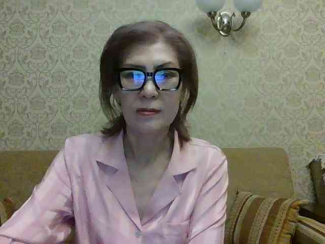 ElegantLady00 webcam