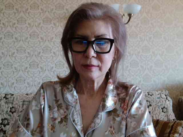 ElegantLady00 webcam