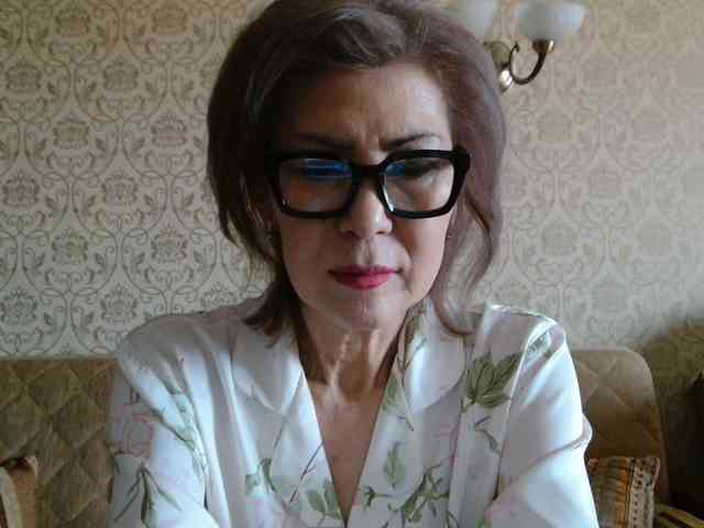 ElegantLady00 webcam