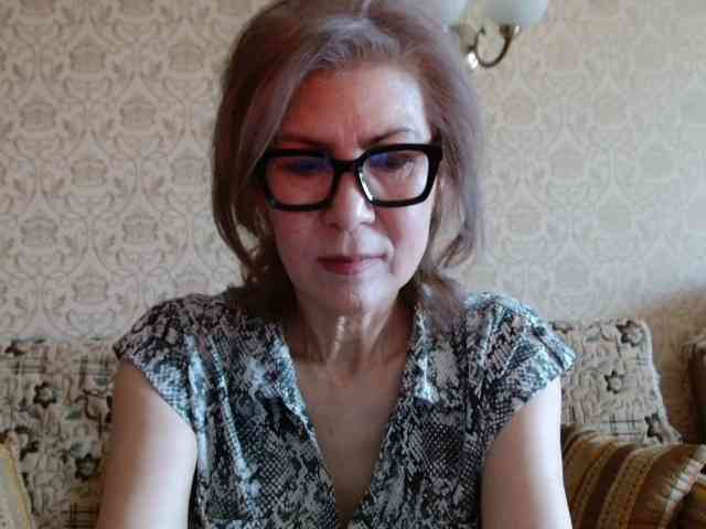 ElegantLady00 webcam